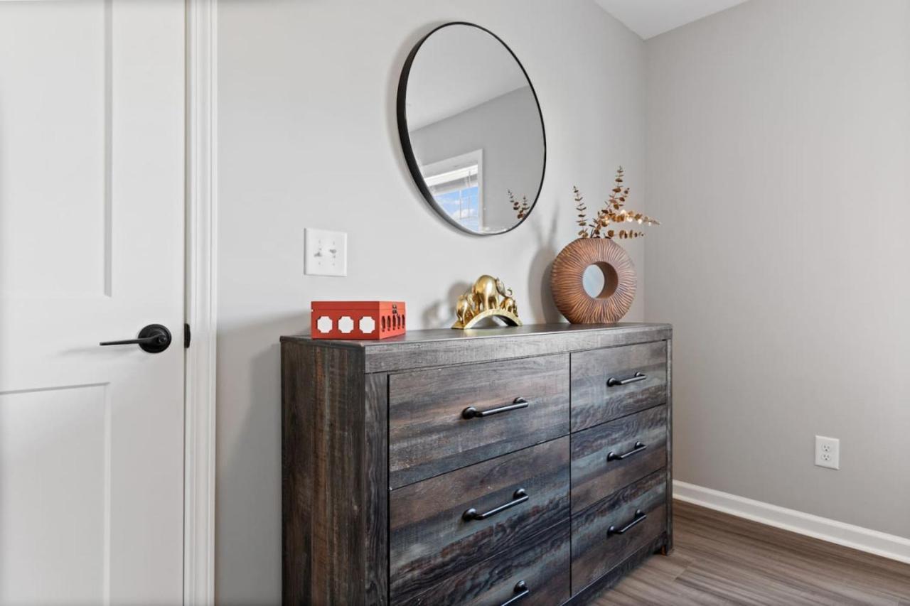 New Luxe Apt 3Br Downtown Fay Unit B Fayetteville Eksteriør billede